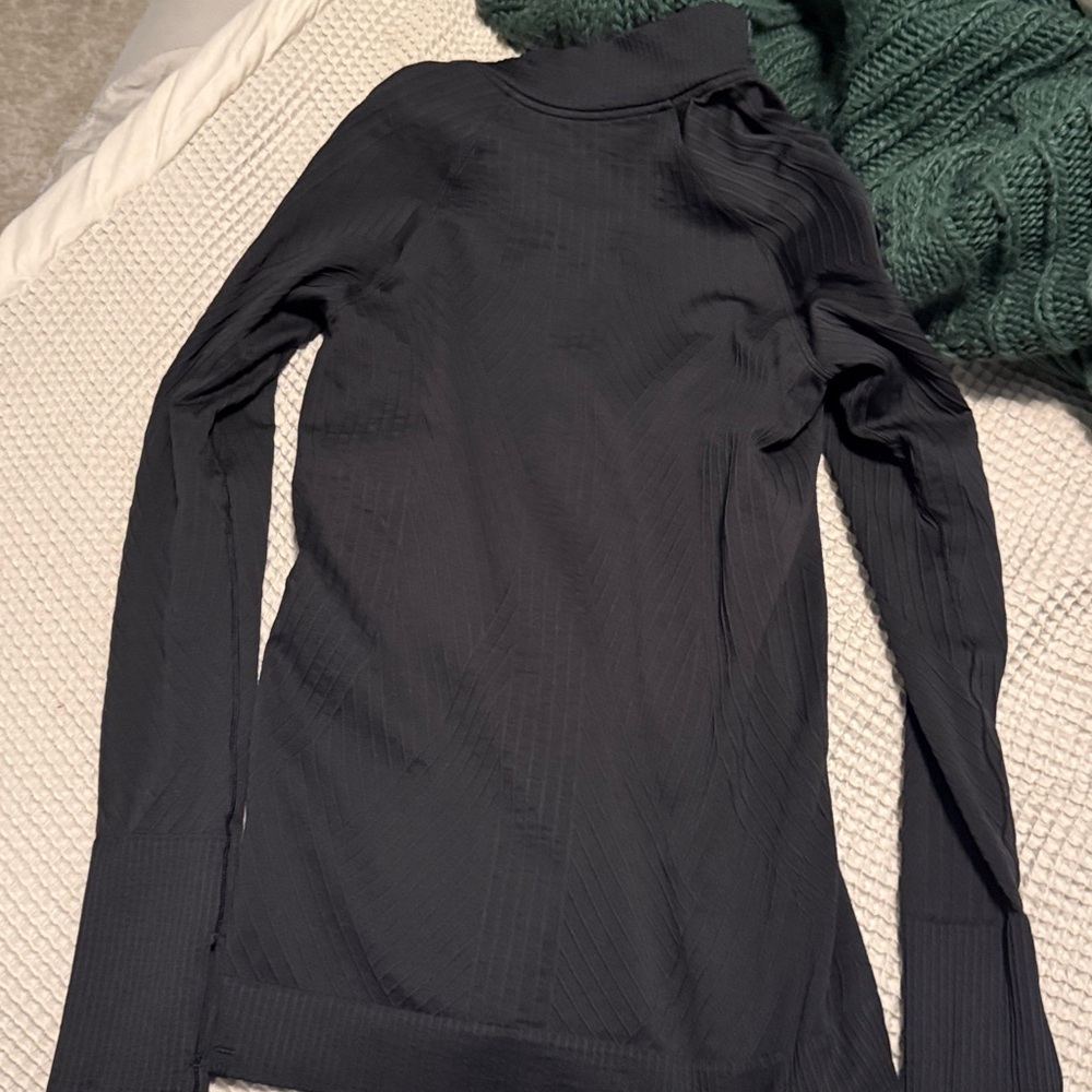 lululemon Rulu run top - Picture 3 of 3